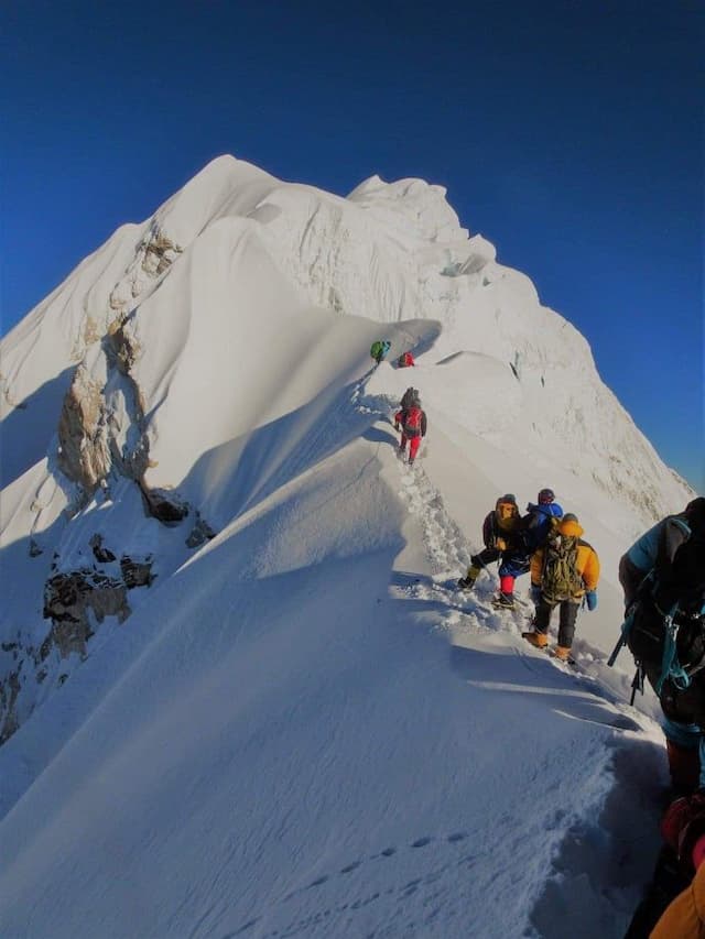 Day 5 - Climbing period of Baruntse peak 7129m